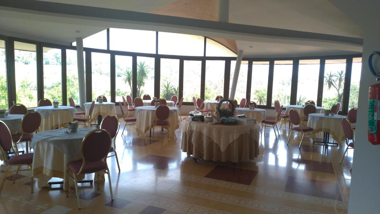 Tk Hotel - Ex Ares San Giovanni La Punta Bagian luar foto