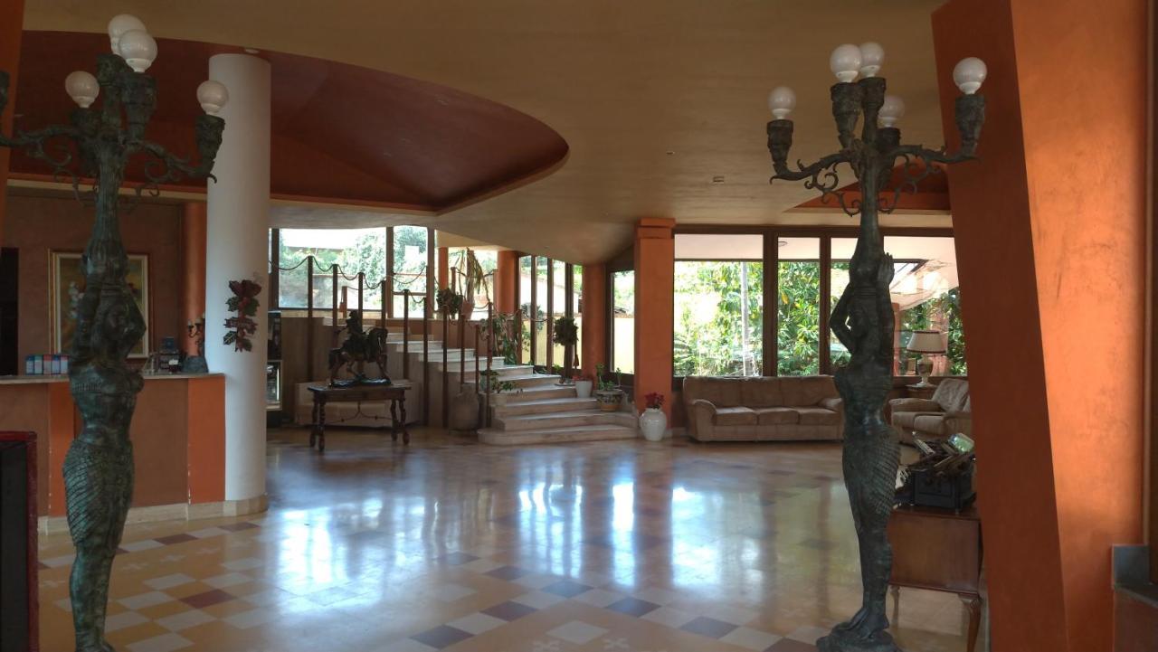 Tk Hotel - Ex Ares San Giovanni La Punta Bagian luar foto