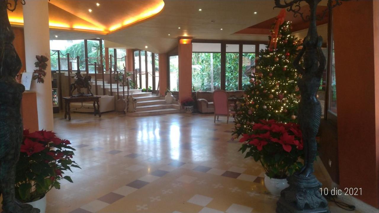 Tk Hotel - Ex Ares San Giovanni La Punta Bagian luar foto